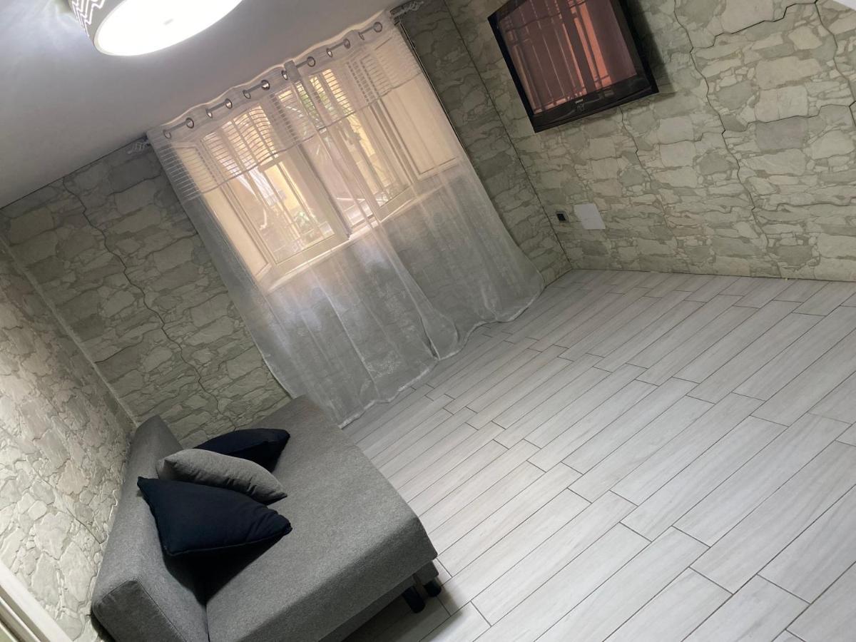 House Aurora *